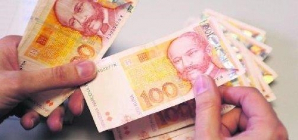 Osigurane božićnice za više od 3.000 umirovljenika